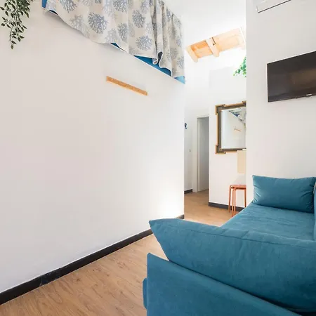 Joivy Brand New 1-bedroom Flat With Balcony Next To The Bay Of Silence 东塞斯特里